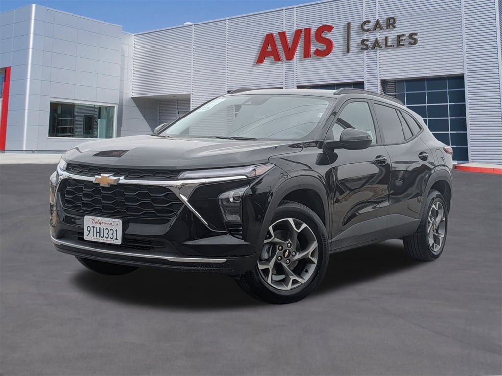 2025 Chevrolet Trax LT's photo