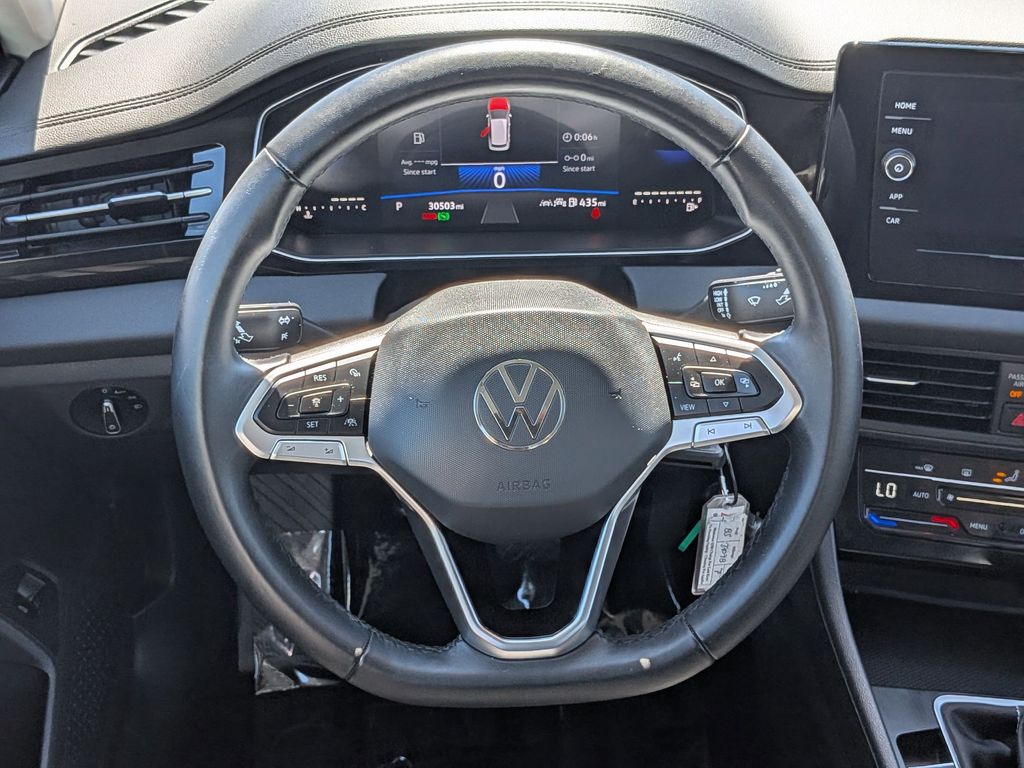 Thumbnail: 2025 Volkswagen Jetta - 21