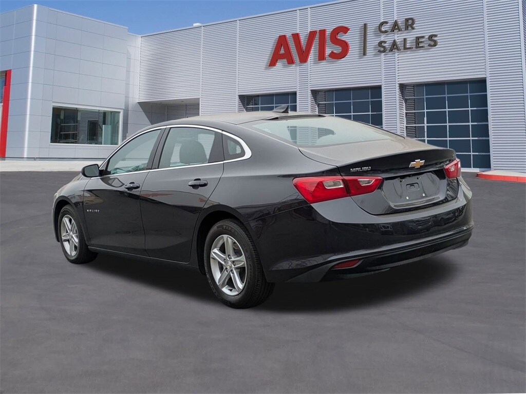 Thumbnail: 2023 Chevrolet Malibu - 9
