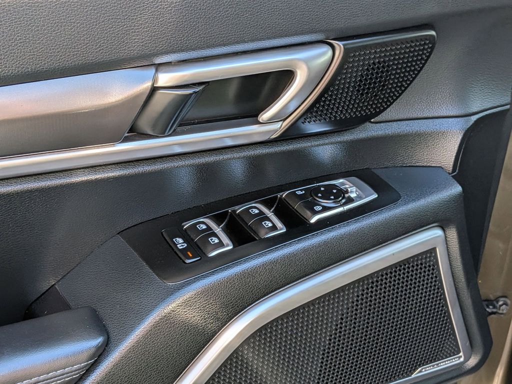 Thumbnail: 2025 Kia Telluride - 13