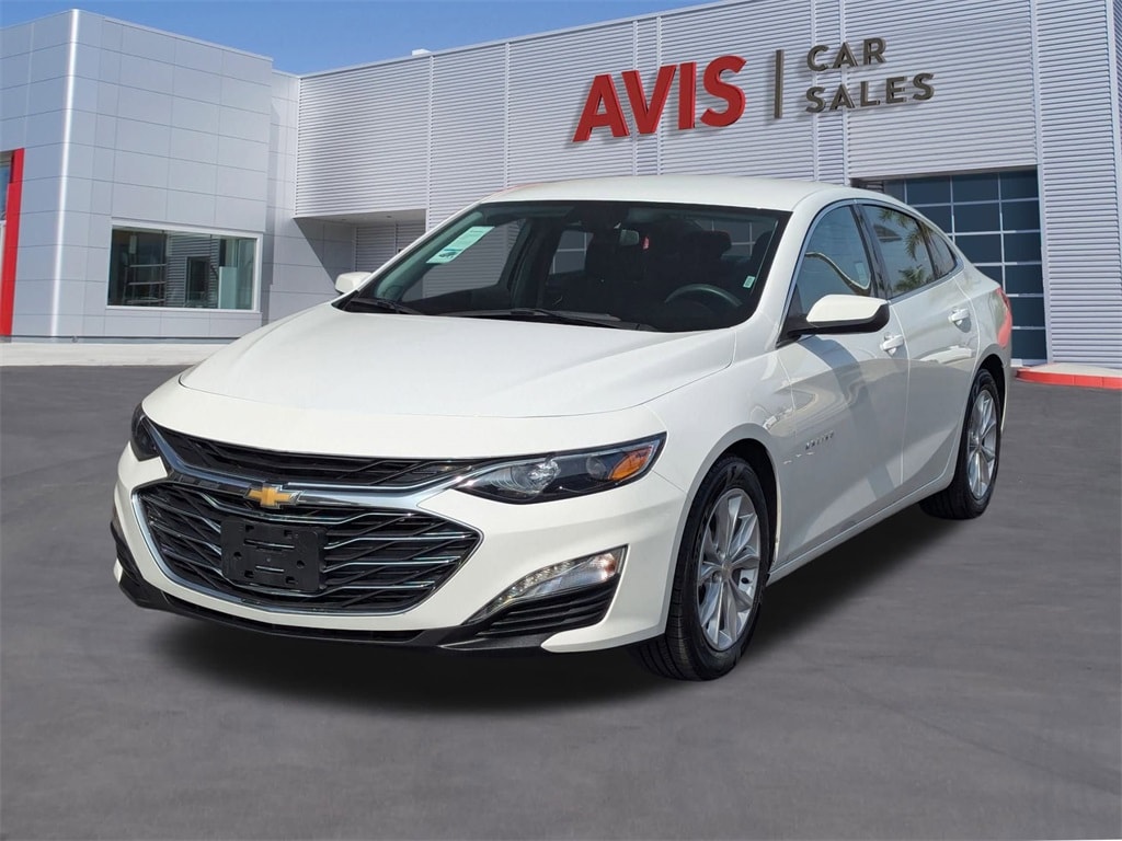 2023 Chevrolet Malibu LT Hero Image