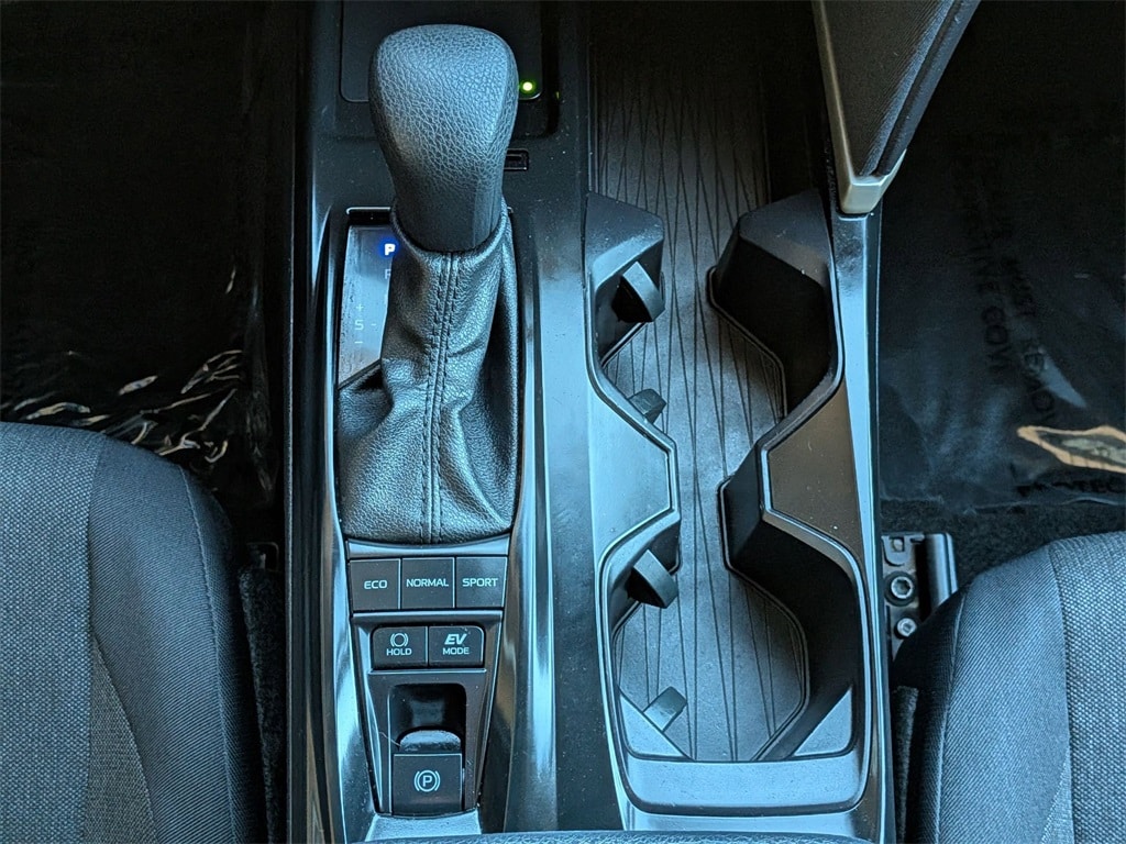 Thumbnail: 2025 Toyota Camry - 24