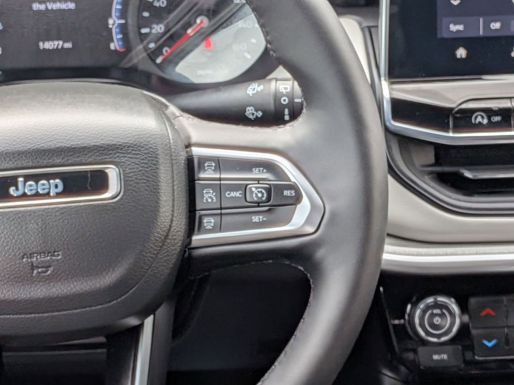 Thumbnail: 2025 Jeep Compass - 24