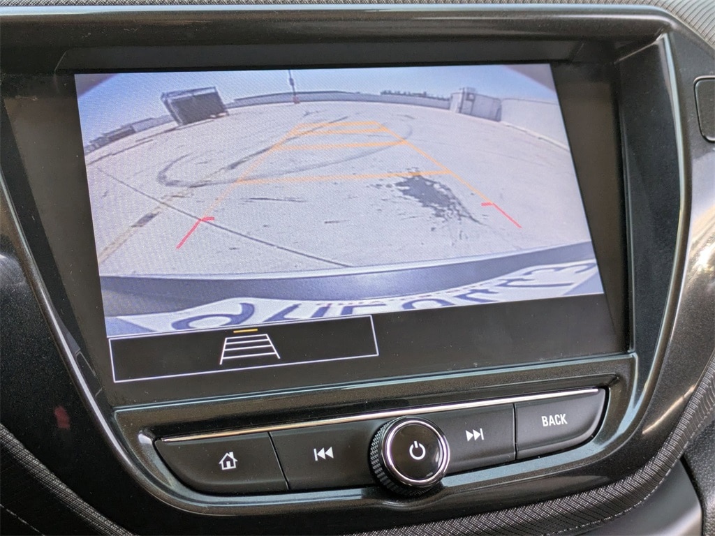 Thumbnail: 2023 Chevrolet TrailBlazer - 16