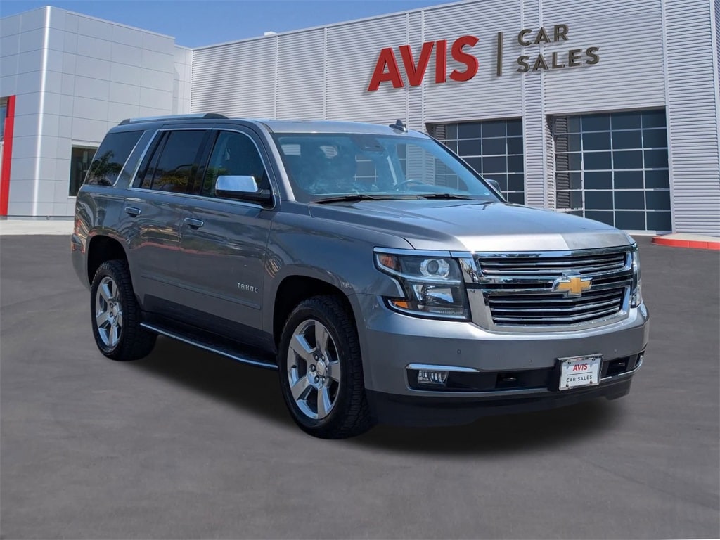 Thumbnail: 2020 Chevrolet Tahoe - 3
