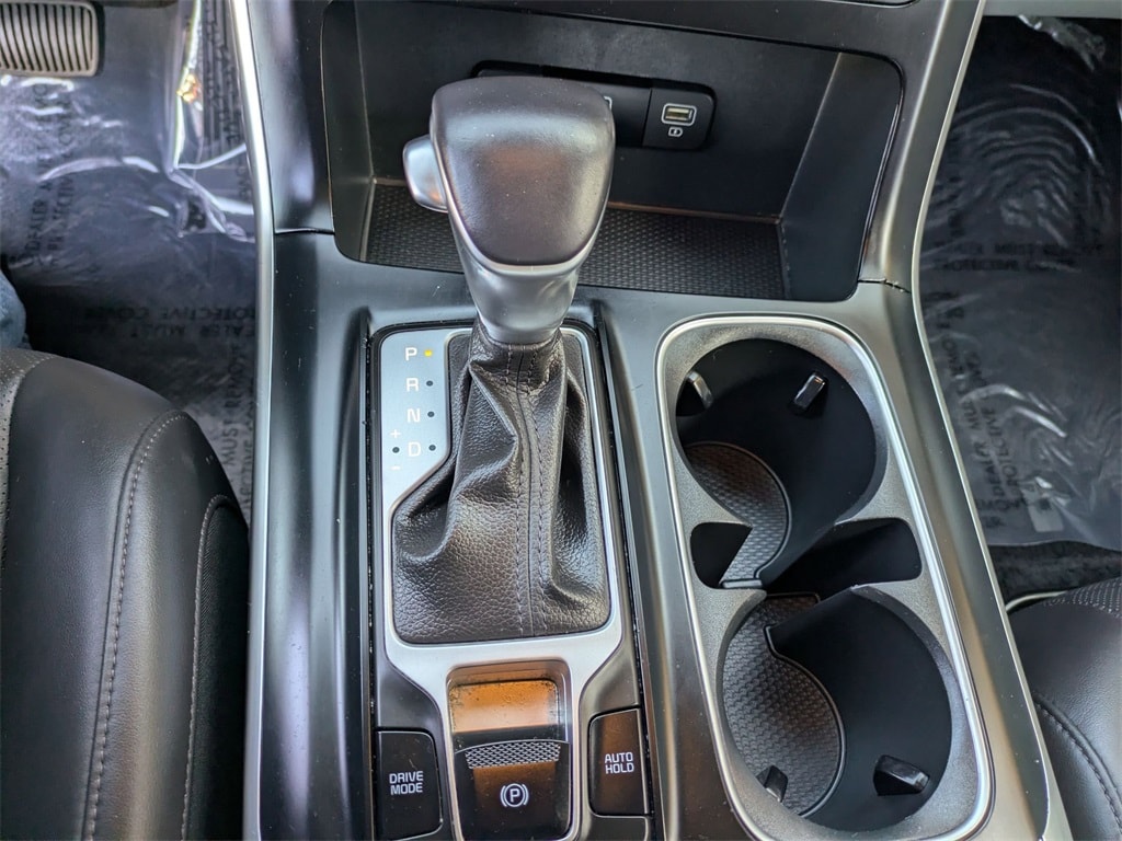 Thumbnail: 2024 Kia Carnival - 24