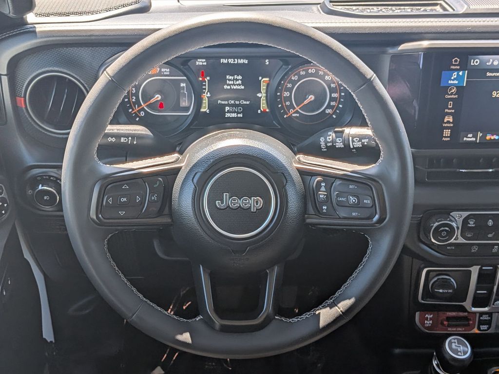 Thumbnail: 2025 Jeep Wrangler - 23