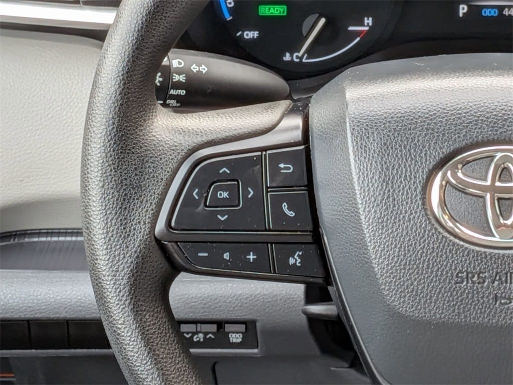 Thumbnail: 2024 Toyota Sienna - 23