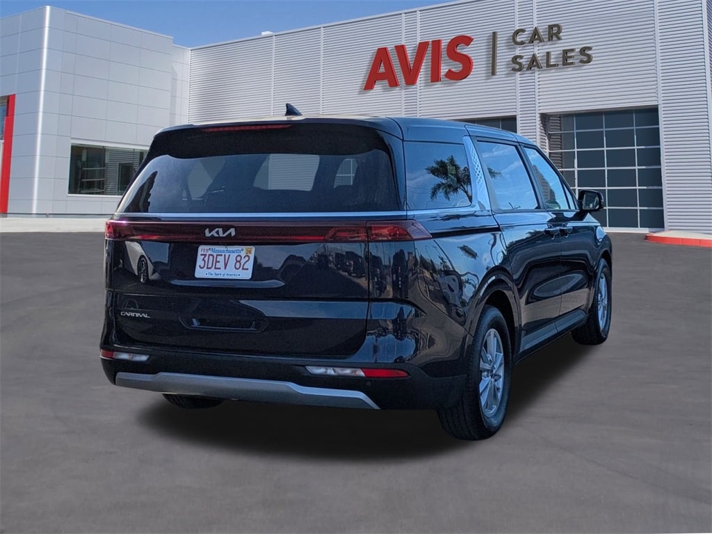 Thumbnail: 2024 Kia Carnival - 6