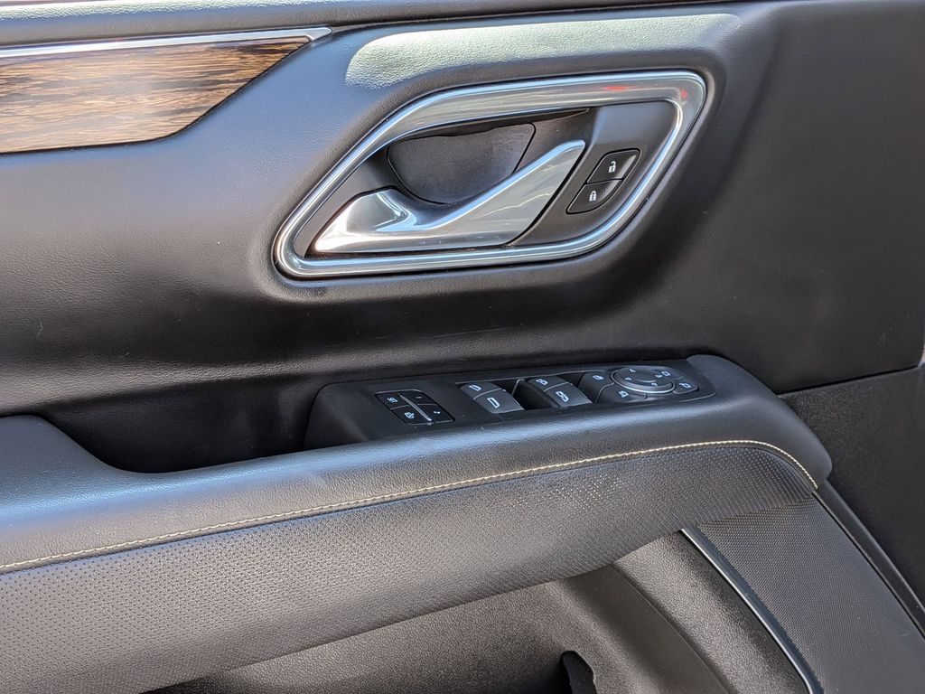 Thumbnail: 2023 Chevrolet Suburban - 13