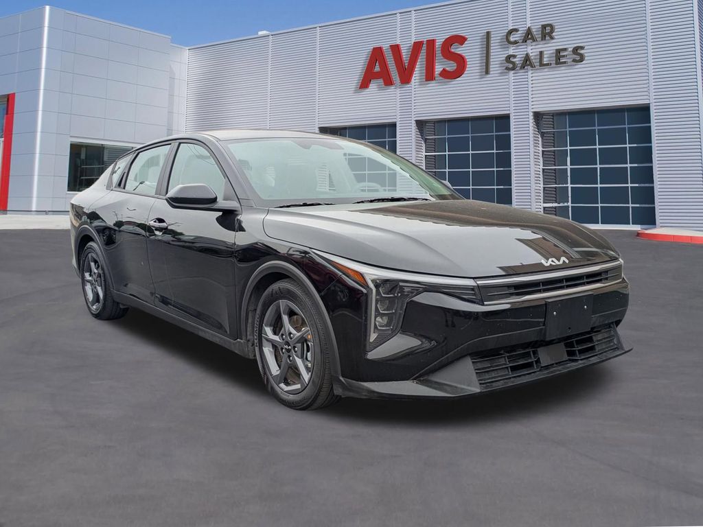 Thumbnail: 2025 Kia K4 - 9