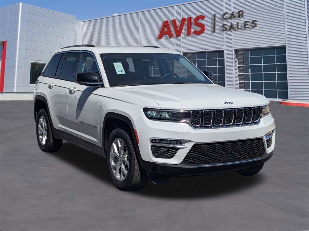 2023 Jeep Grand Cherokee Limited photo 2