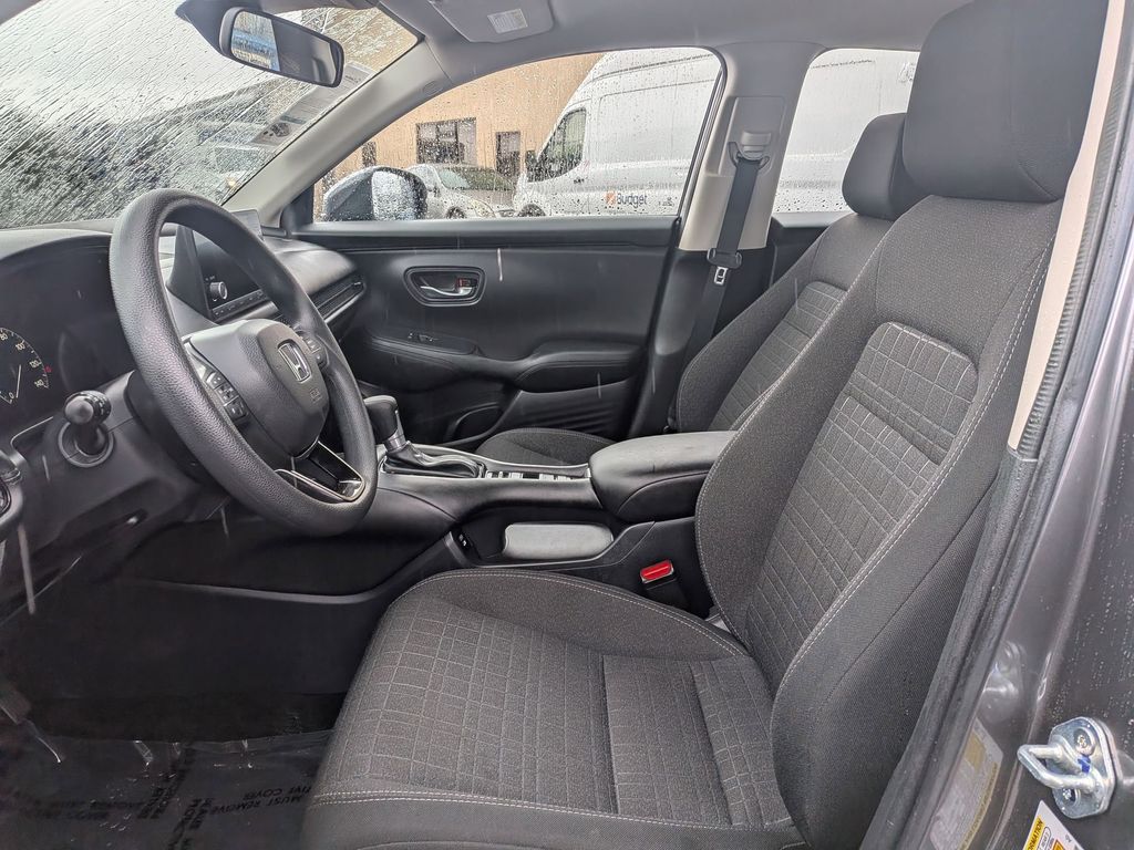 Thumbnail: 2025 Honda HR-V - 15