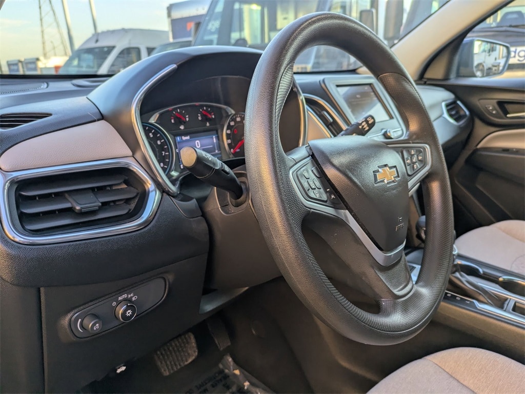 Thumbnail: 2023 Chevrolet Equinox - 15