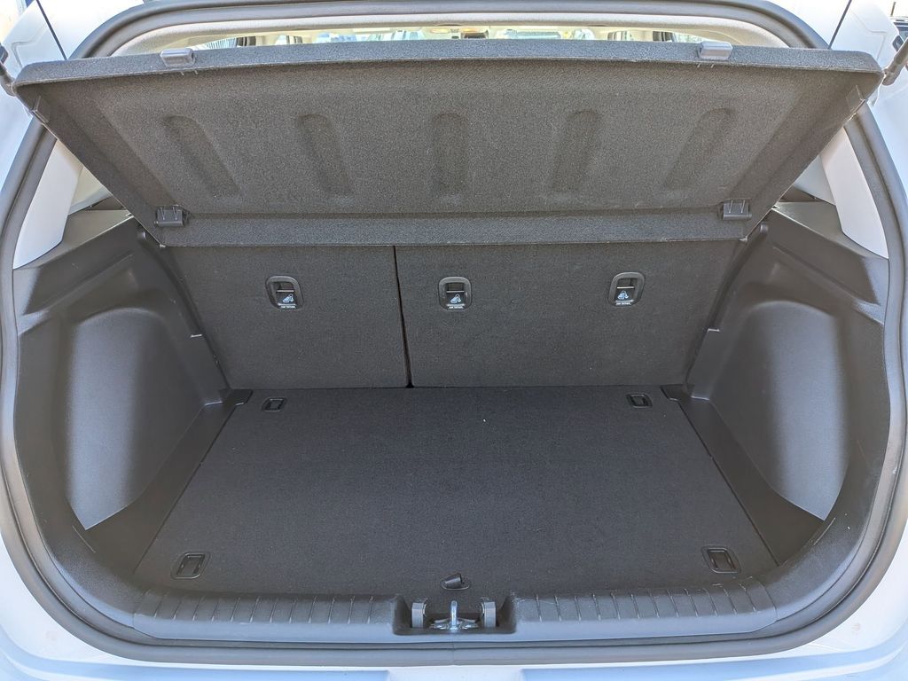 Thumbnail: 2025 Hyundai Venue - 29