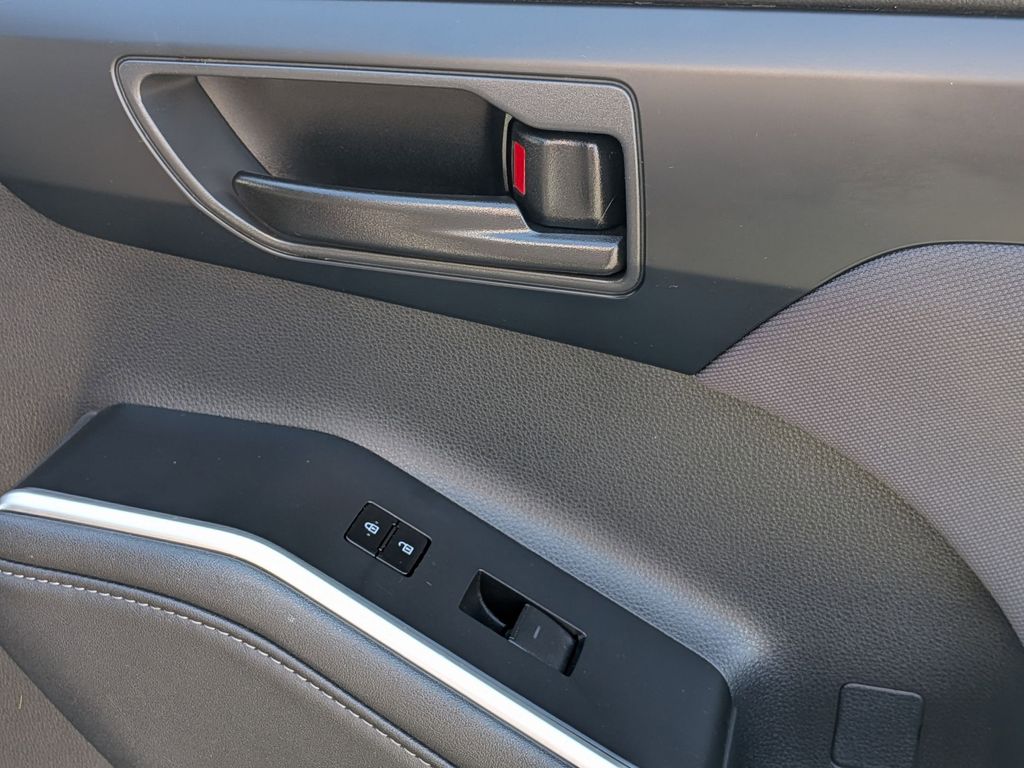 Thumbnail: 2024 Toyota Highlander - 34