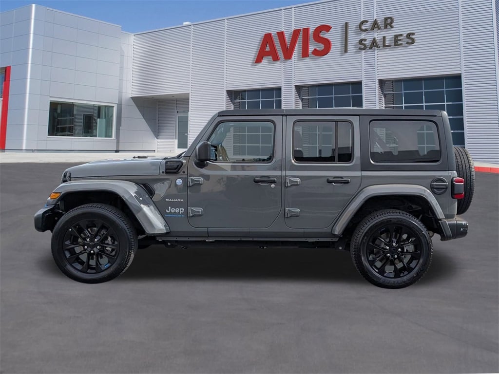 Thumbnail: 2023 Jeep Wrangler - 9