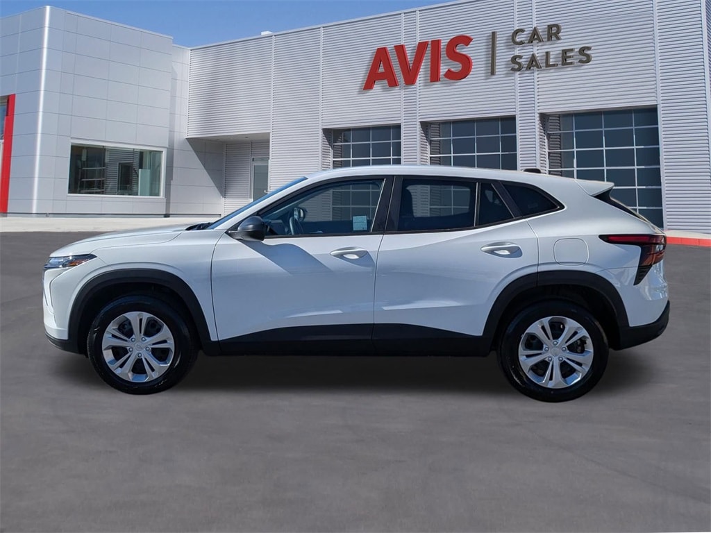 Thumbnail: 2025 Chevrolet Trax - 10