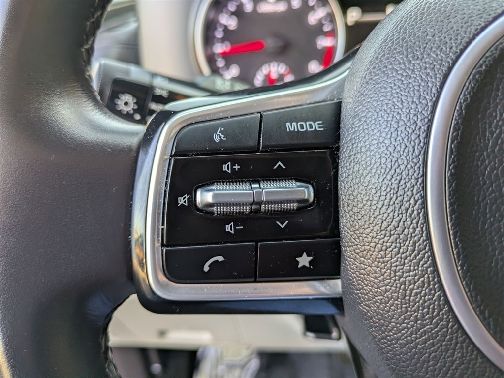 Thumbnail: 2024 Kia Carnival - 22