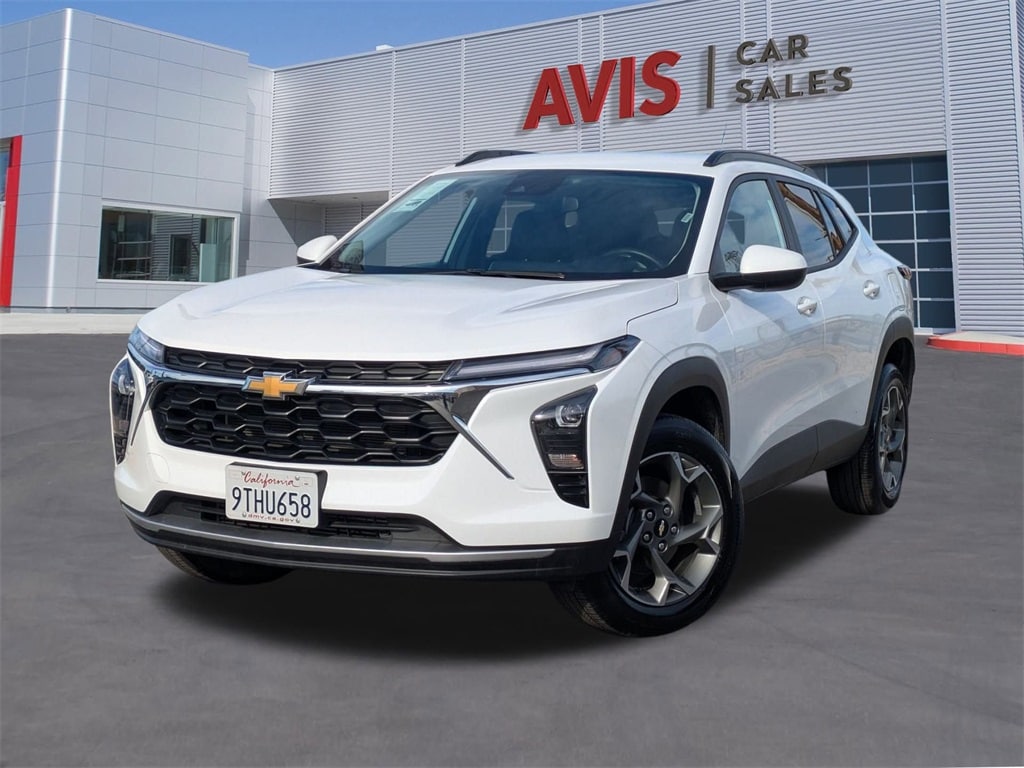 2025 Chevrolet Trax LT's photo