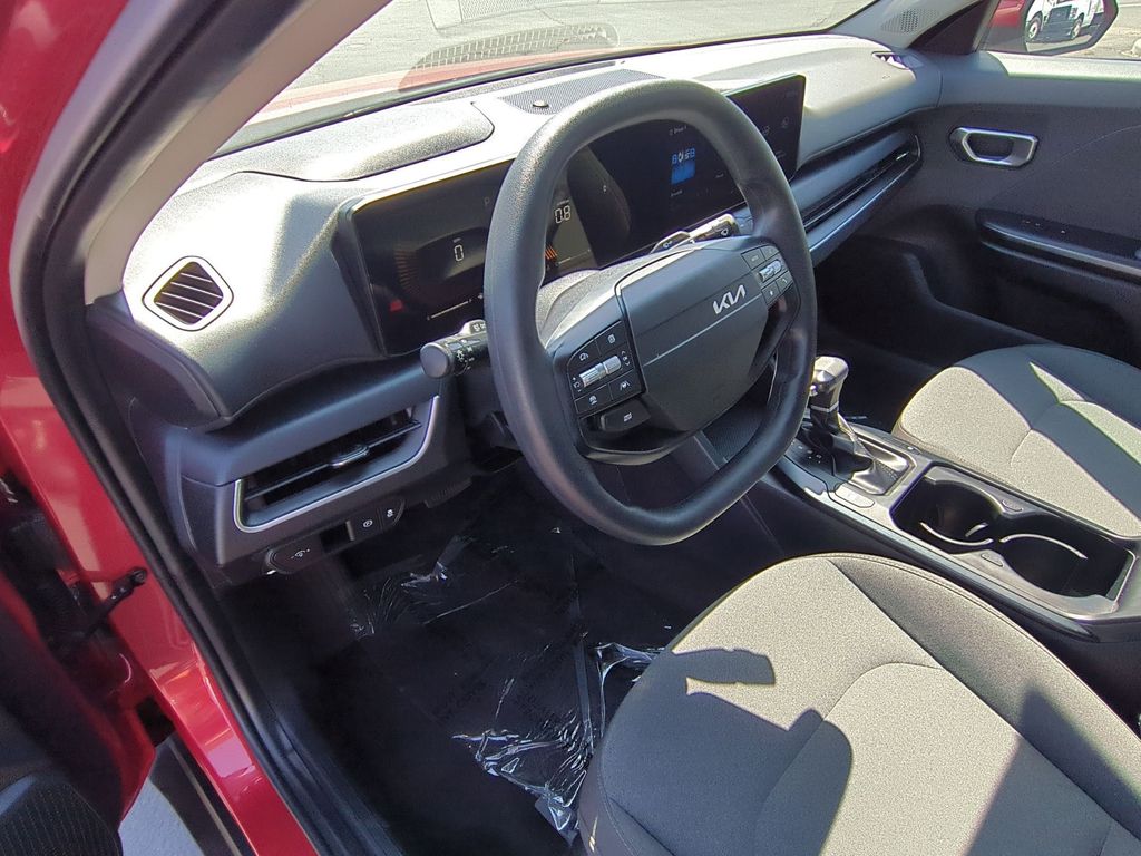Thumbnail: 2025 Kia K4 - 15