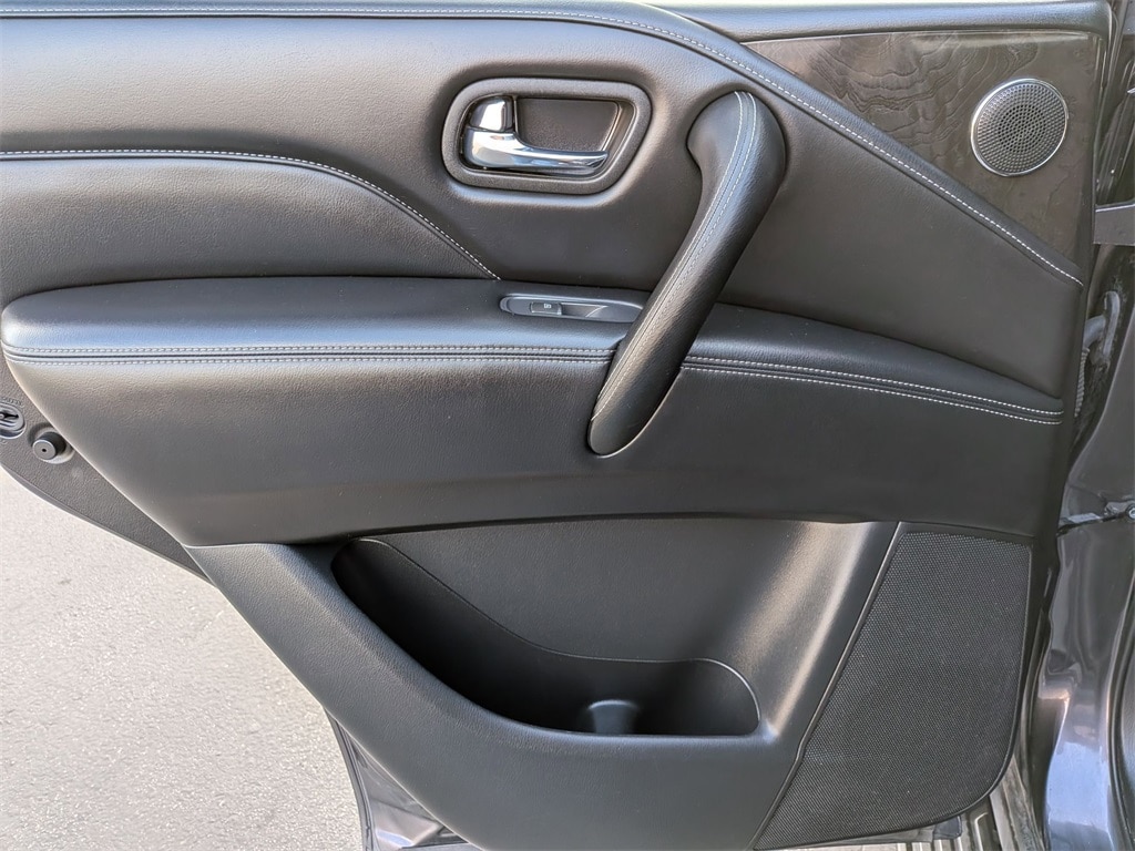 Thumbnail: 2024 INFINITI QX80 - 25