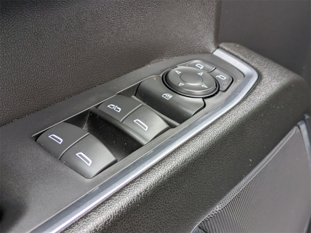 Thumbnail: 2024 Chevrolet Silverado 1500 - 13