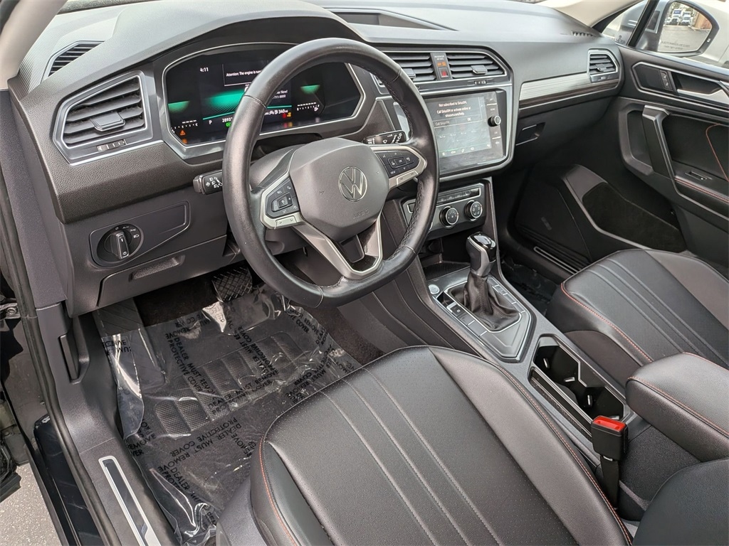 Thumbnail: 2024 Volkswagen Tiguan - 14