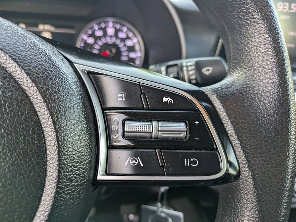 Thumbnail: 2024 Kia Forte - 23