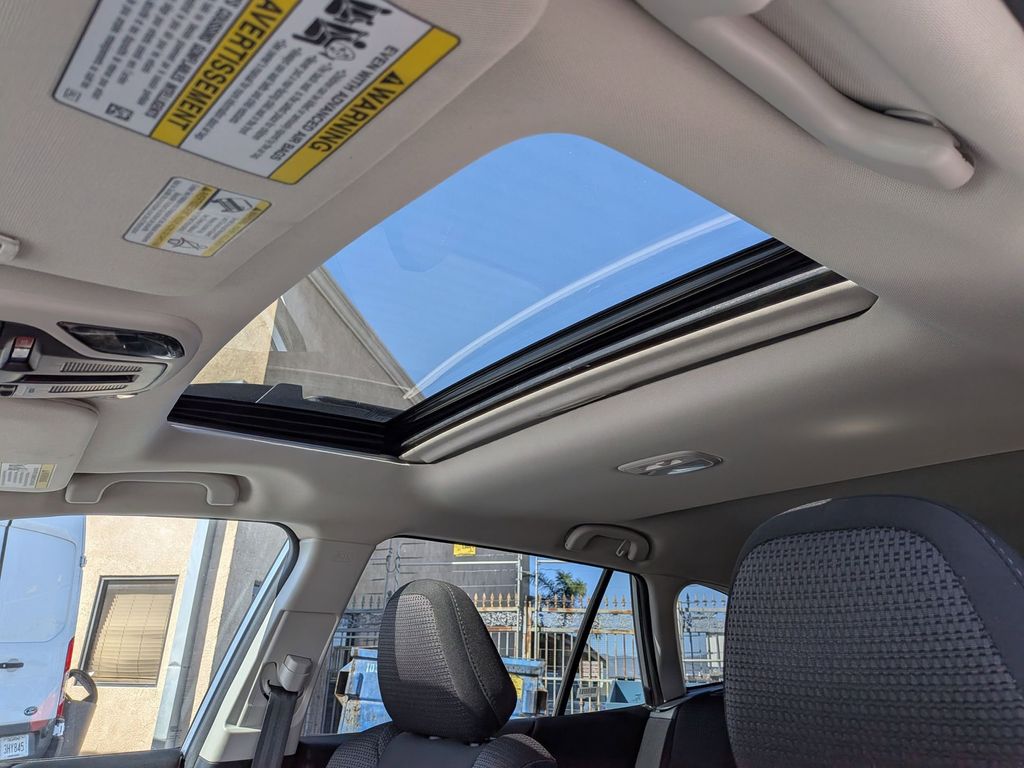 Thumbnail: 2025 Subaru Outback - 17