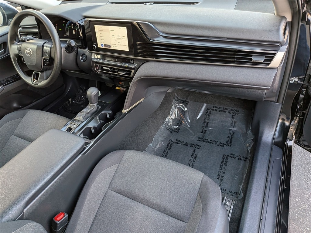 Thumbnail: 2025 Toyota Camry - 28