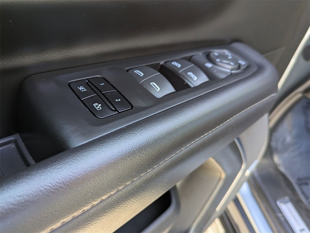 Thumbnail: 2024 Chevrolet Tahoe - 13