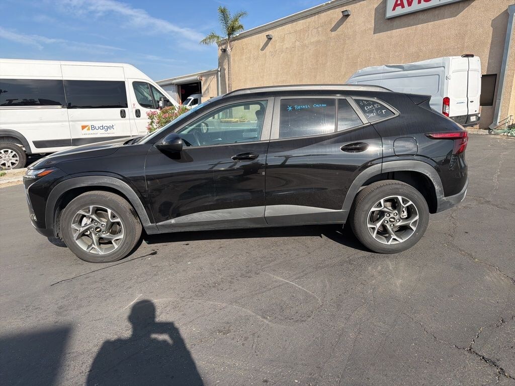 Certified 2025 Chevrolet Trax LT SUV