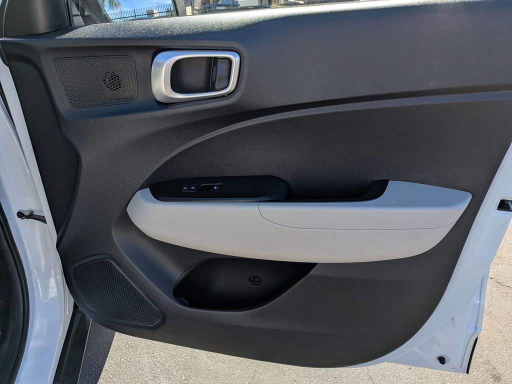 Thumbnail: 2025 Hyundai Venue - 33