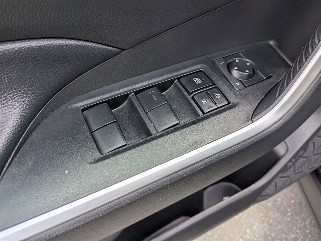 Thumbnail: 2024 Toyota RAV4 - 13