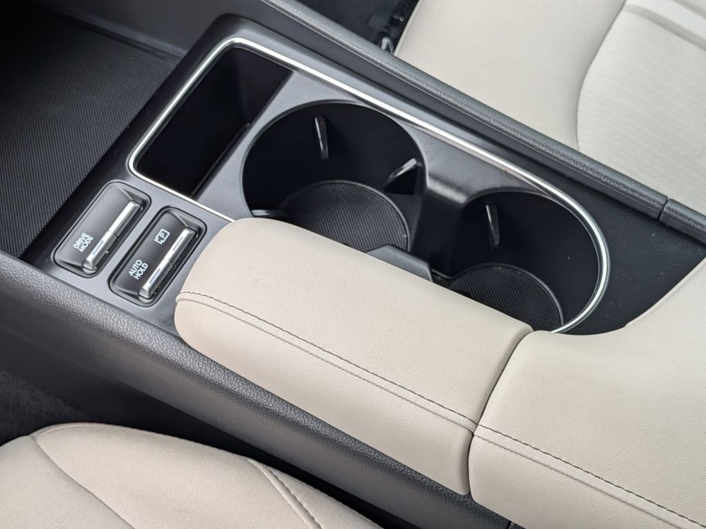 Thumbnail: 2025 Hyundai Sonata - 17