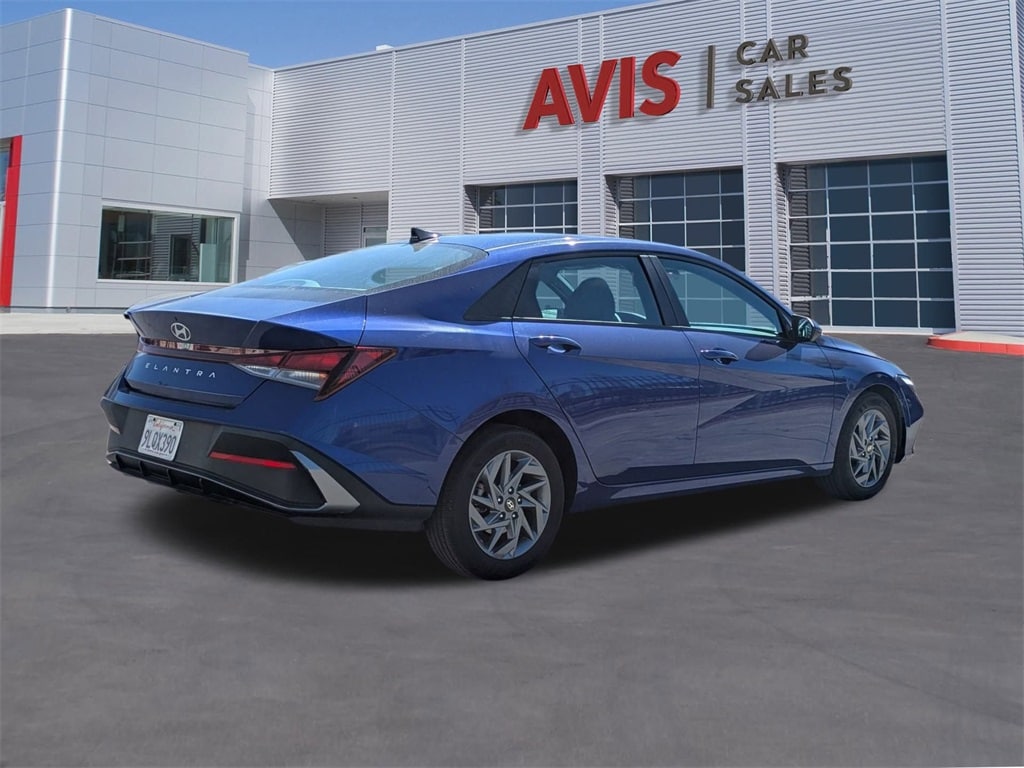 Thumbnail: 2024 Hyundai Elantra - 6