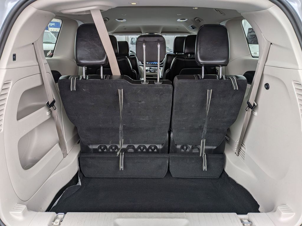 Thumbnail: 2024 Chrysler Pacifica - 27