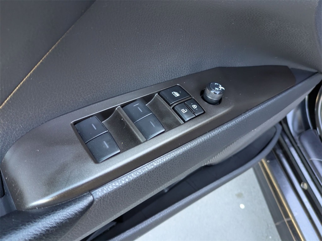 Thumbnail: 2024 Toyota Camry - 10