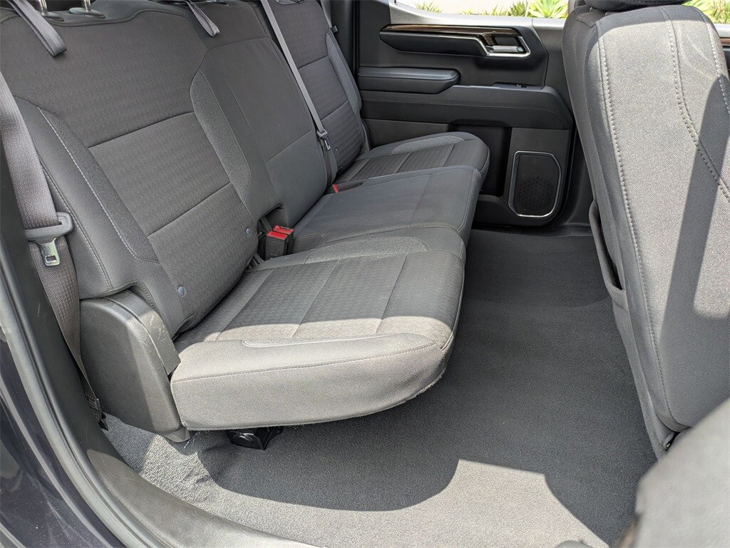 Thumbnail: 2023 Chevrolet Silverado 1500 - 27