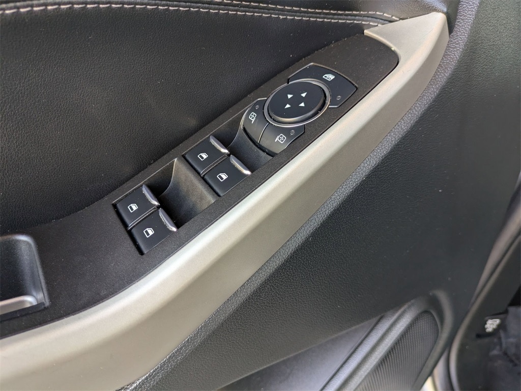 Thumbnail: 2023 Ford Explorer - 13