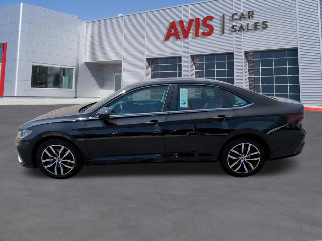 Thumbnail: 2025 Volkswagen Jetta - 10