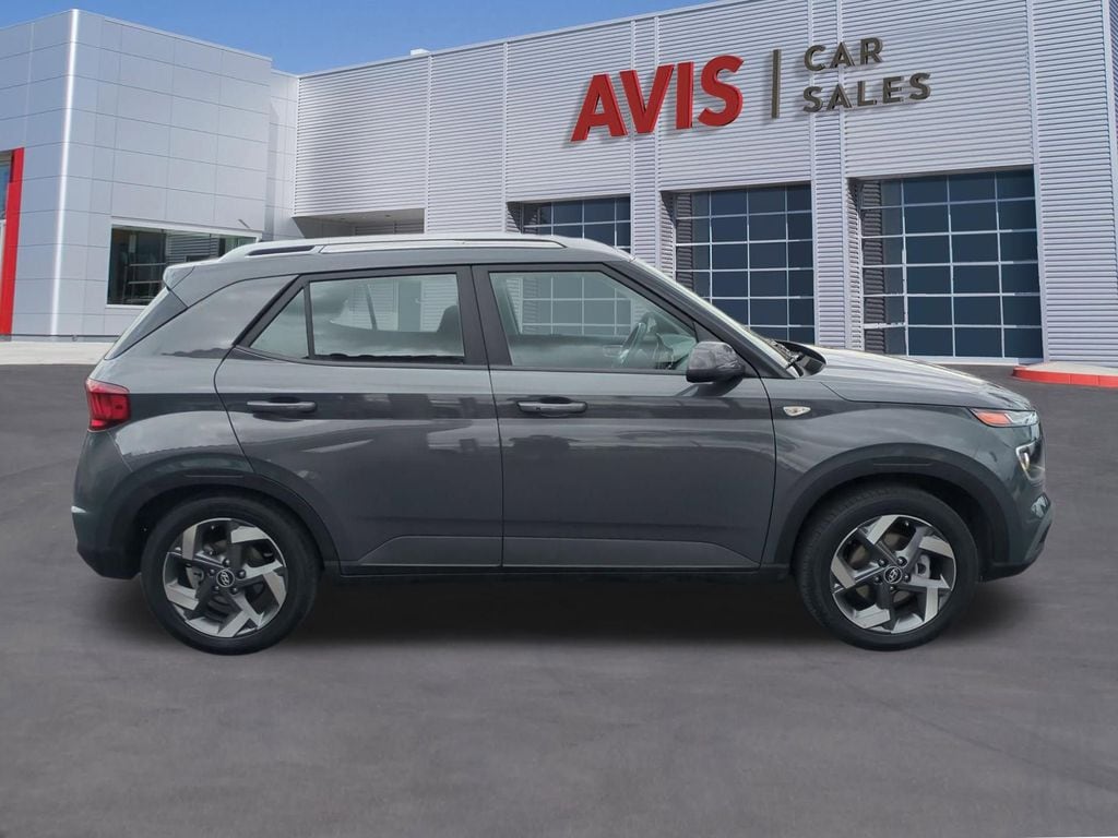 Thumbnail: 2025 Hyundai Venue - 5
