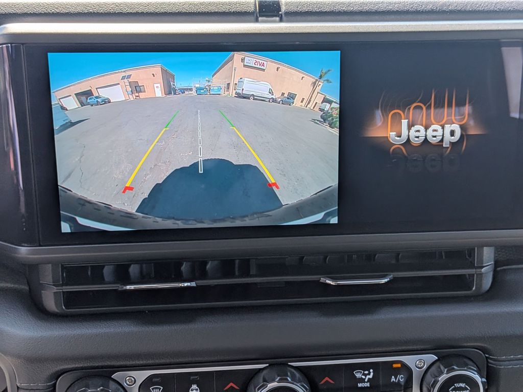 Thumbnail: 2025 Jeep Wrangler - 18