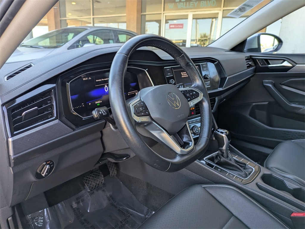 Thumbnail: 2024 Volkswagen Jetta - 14