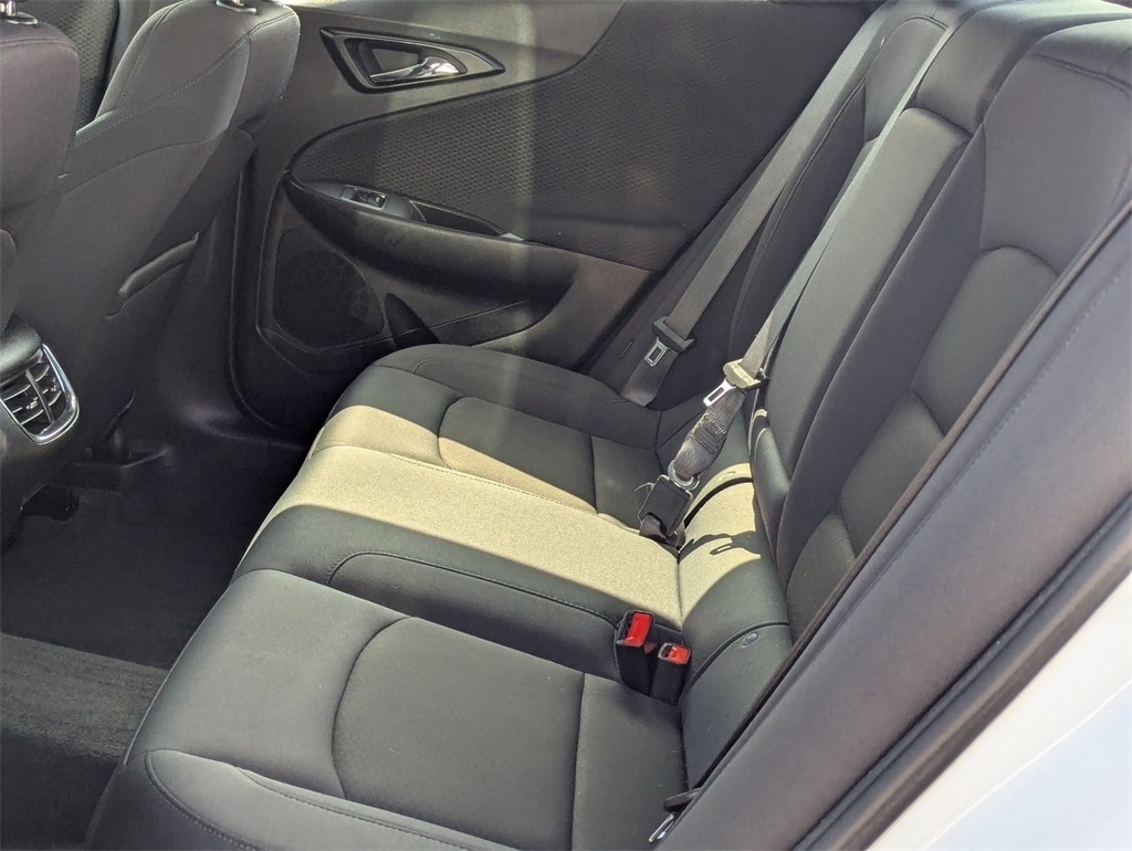 2023 Chevrolet Malibu LT 24