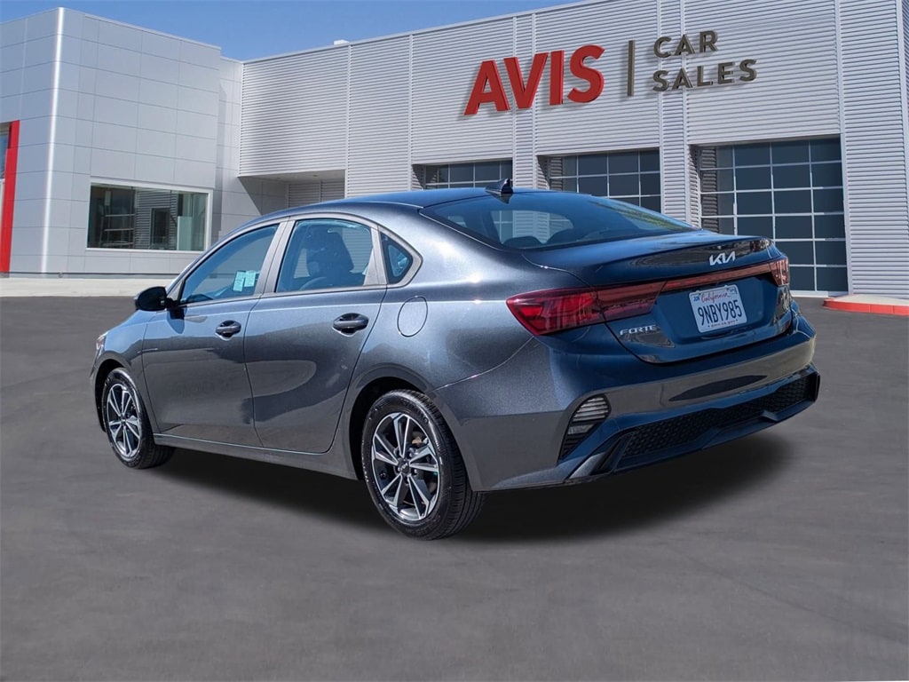 Thumbnail: 2024 Kia Forte - 9