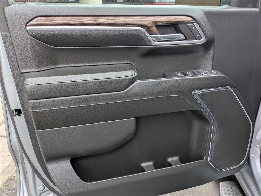 Thumbnail: 2024 Chevrolet Silverado 1500 - 11