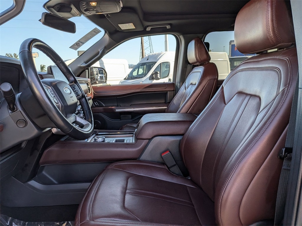 Thumbnail: 2024 Ford Expedition - 15