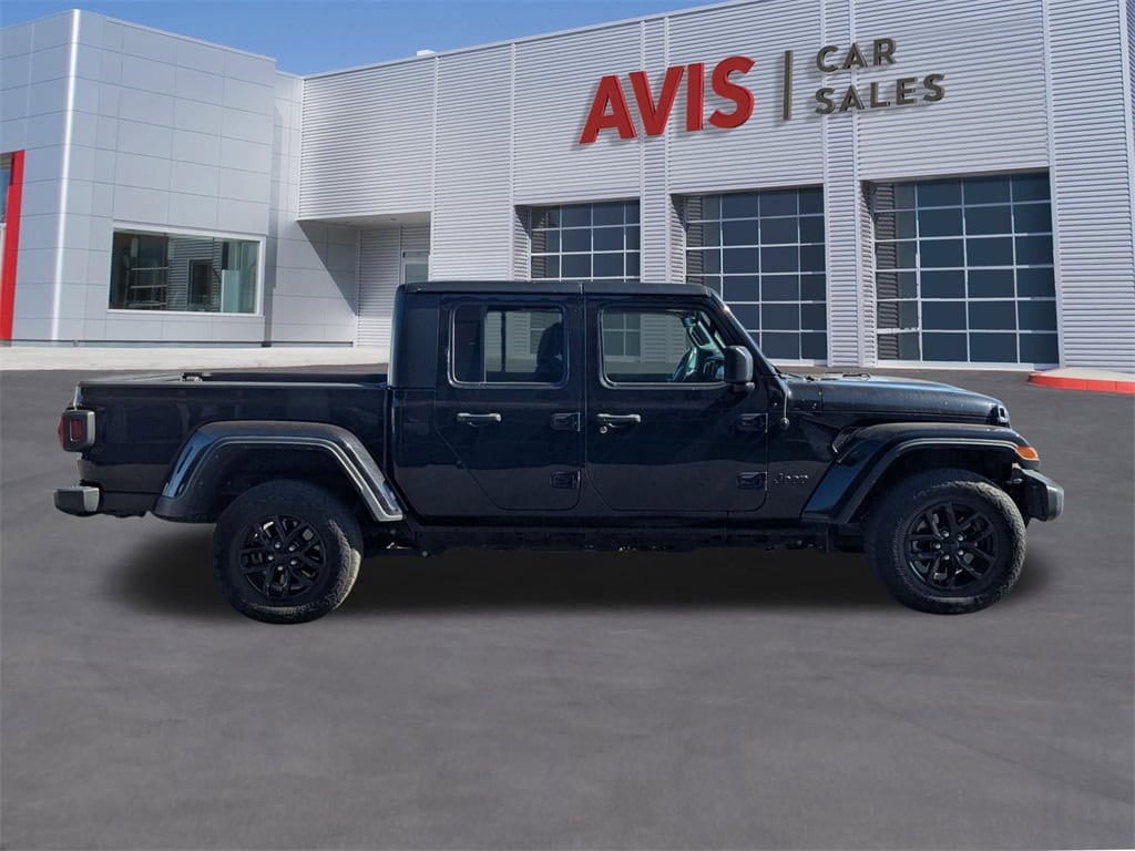 Thumbnail: 2023 Jeep Gladiator - 5